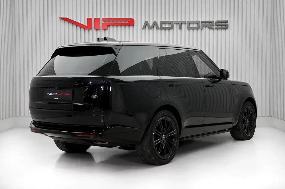 RANGE ROVER VOGUE V8 HSE, 2023, DEALER 5 YEARS WARRANTY, FSH, EXCELLENT CONDITION - Image 4