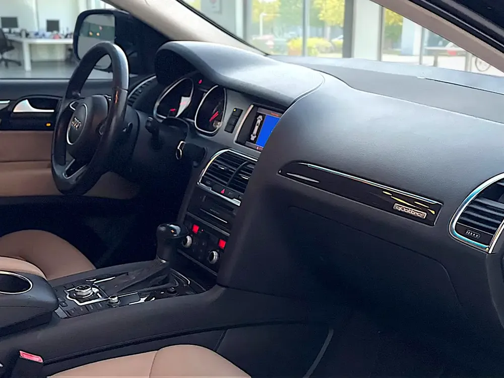 2015 Audi Q7 3.0 TFSI Quattro Tiptronic - GCC Specs - Image 13