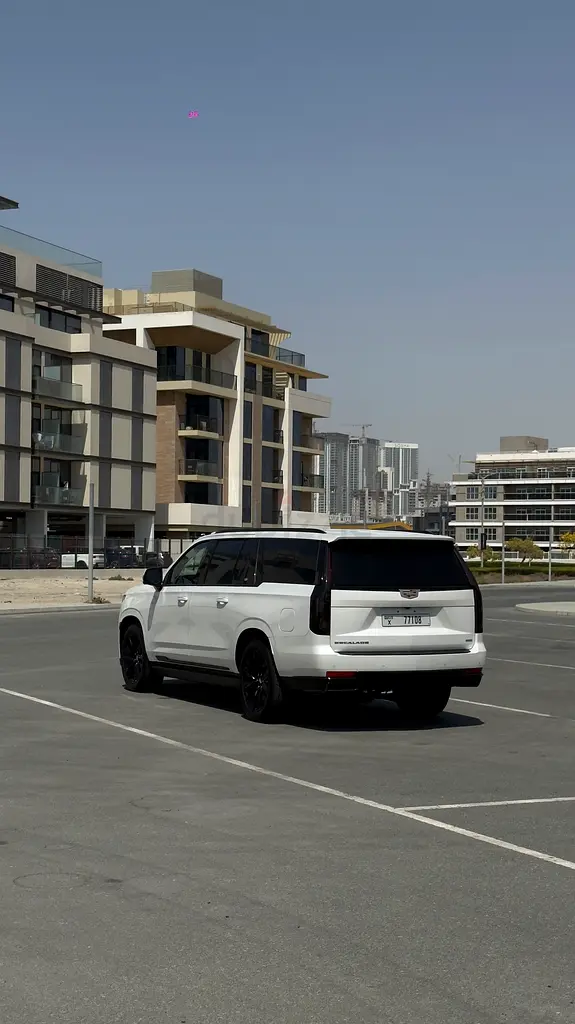 Cadillac Escalade ESV 2023 - Image 11