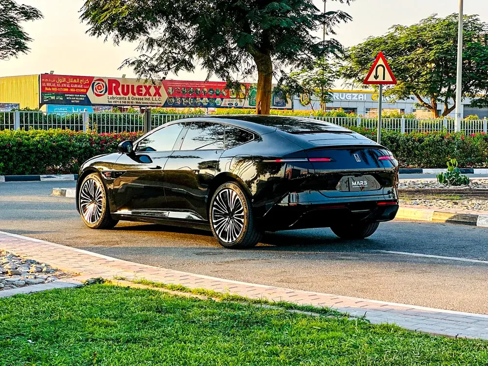 2024 AVATR 12 Performance AWD | 94.5 kWh | 578 Hp | Range (700 Km) | Law Mileage (18,000 Km) | Warra - Image 4