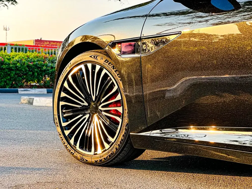 2024 AVATR 12 Performance AWD | 94.5 kWh | 578 Hp | Range (700 Km) | Law Mileage (18,000 Km) | Warra - Image 7