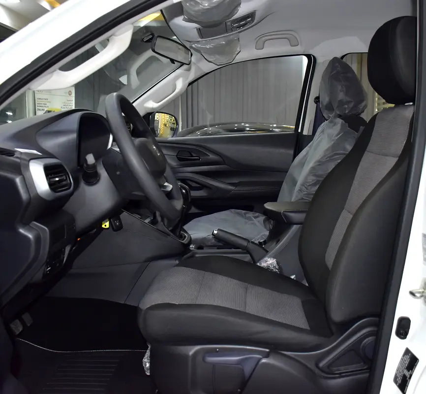 DIESEL ( ديزل ) Peugeot Landtrek 4WD ( 2023 Model ) in White Color GCC Specs - Image 10