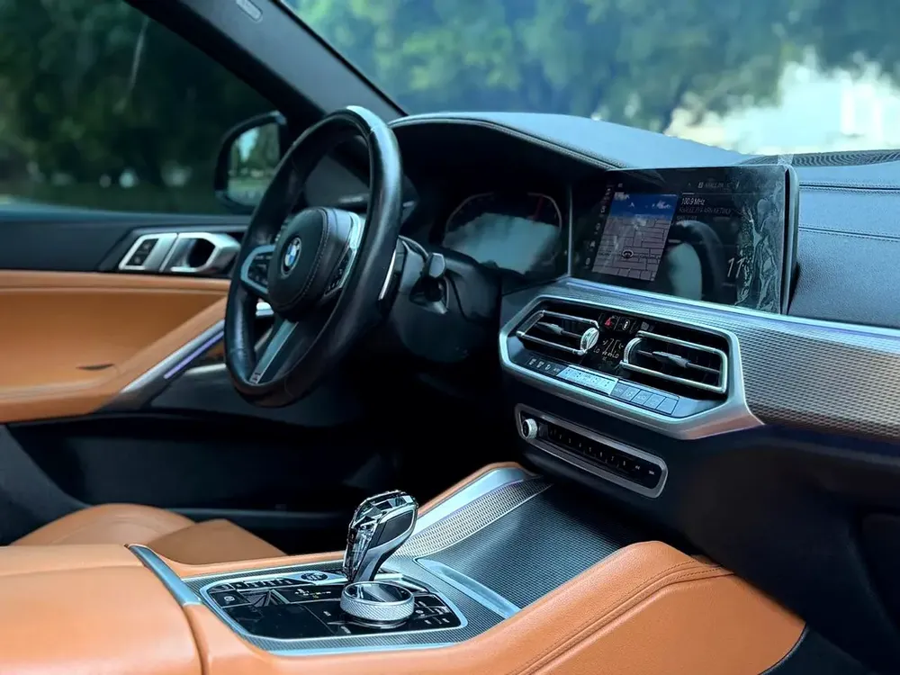 Pristine 2023 BMW X6 xDrive40i M Sport | GCC Specs | Warranty & Service - Image 17