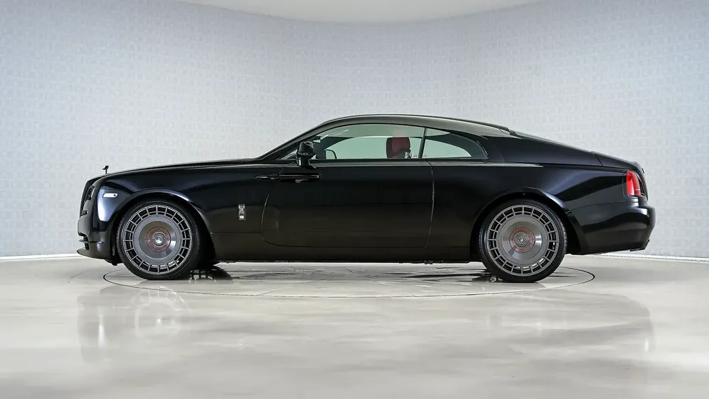 Wraith Black Badge | 22in UF-5 Wheels, Fully Prepared, GCC | Ramadan Offer - Image 10
