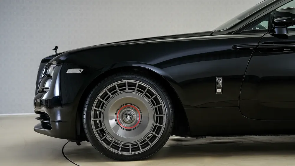 Wraith Black Badge | 22in UF-5 Wheels, Fully Prepared, GCC | Ramadan Offer - Image 11