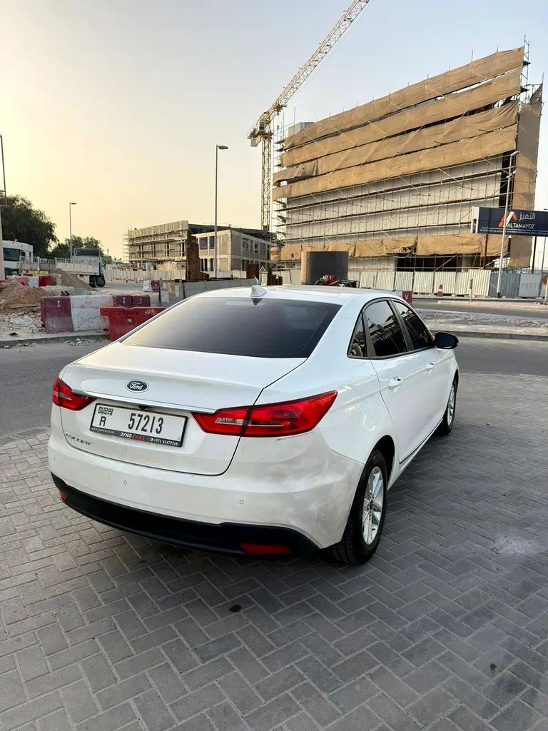 2020 Ford Escort Ambiente 1.5L V3 // GCC Specs - Image 5