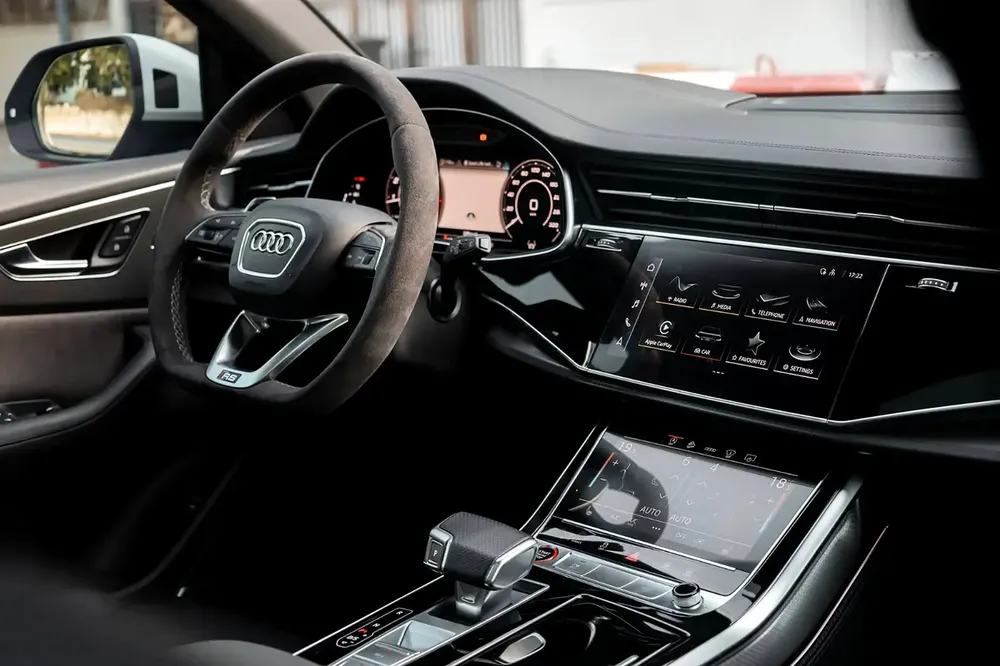 Audi RS Q8 4.0 TFSI quattro - Image 11