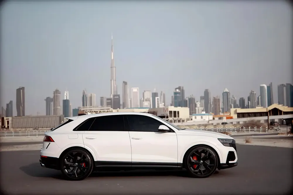 Audi RS Q8 4.0 TFSI quattro - Image 4