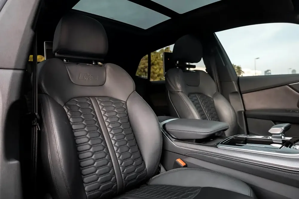 Audi RS Q8 4.0 TFSI quattro - Image 8