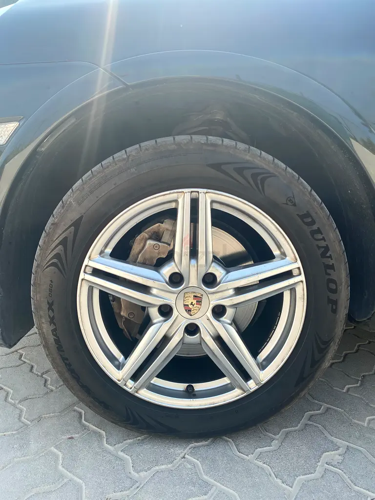 Porsche Cayenne S - 2009 - GCC Specs - Image 11