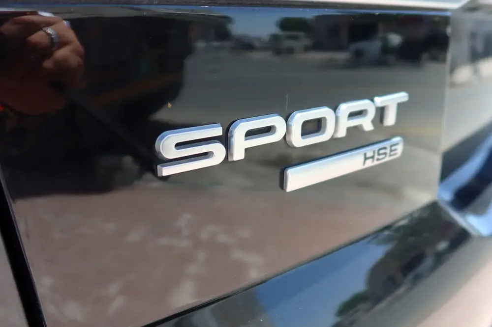 2015 RANGE ROVER SPORT HSE SUPERCHARGED GCC LOW KMS - Image 10
