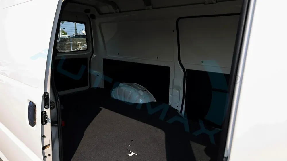 2025 CMC D260 Panel Van 2.4L RWD GCC 0Km With 3 Years Or 100,000 Km Warranty - Image 14