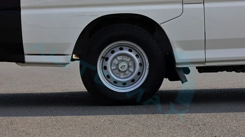 2025 CMC D260 Panel Van 2.4L RWD GCC 0Km With 3 Years Or 100,000 Km Warranty - Image 20