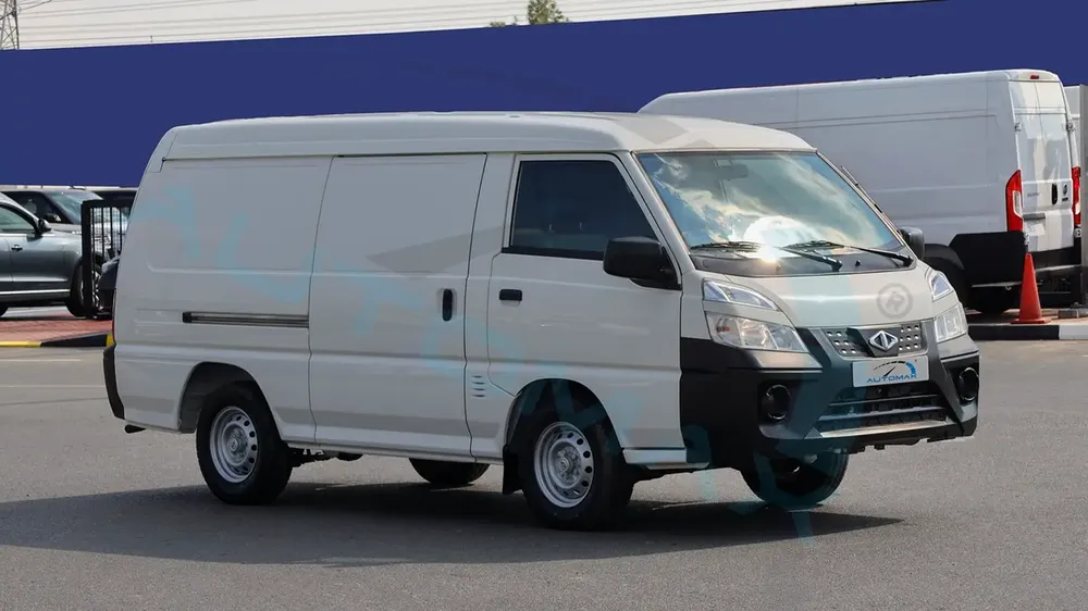 2025 CMC D260 Panel Van 2.4L RWD GCC 0Km With 3 Years Or 100,000 Km Warranty - Image 4
