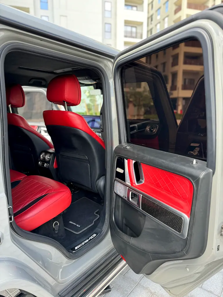 Mercedes-Benz G-Class G 63 AMG 2019 - GCC Specs - Excellent Condition - Image 16