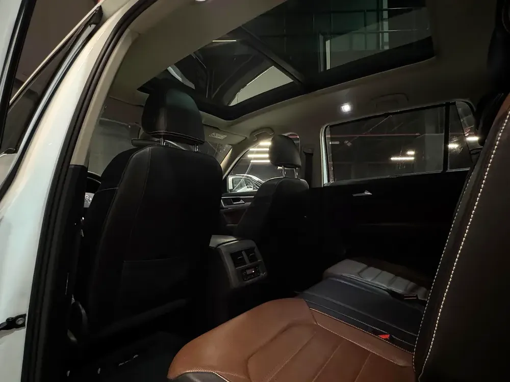AGENCY WARRANTY | 7 SEATER  | V6 | R LINE | 1900AED / MONTH - Image 14