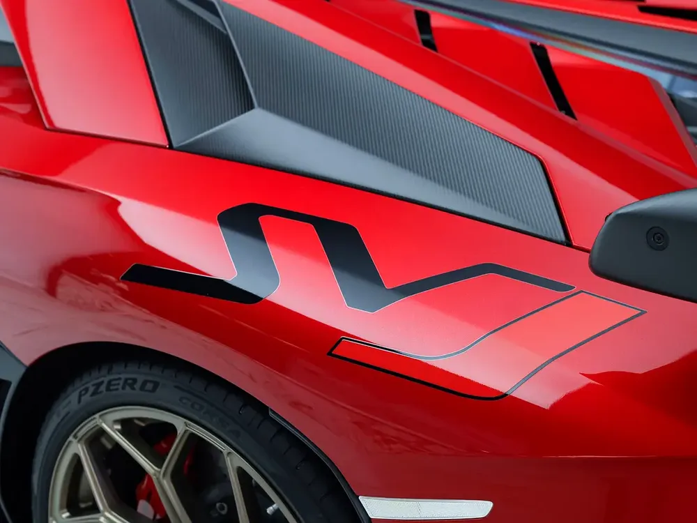 2021 LAMBORGHINI AVENTADOR SVJ ROADSTER / ONLY 2200 KM - Image 10