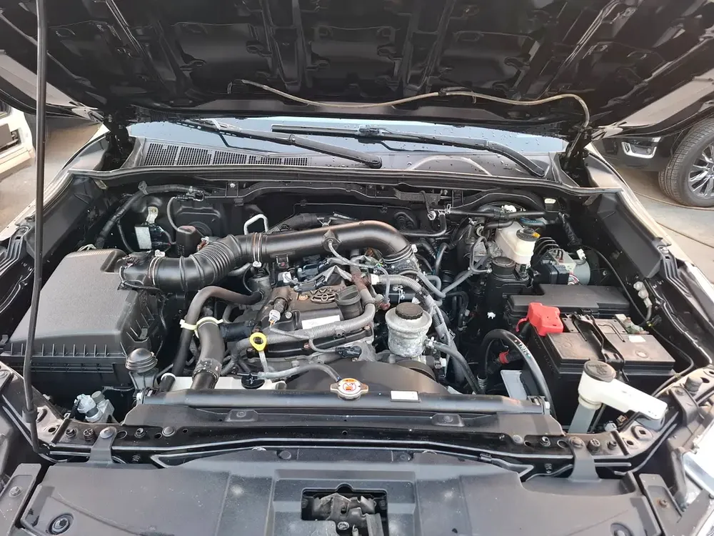 Toyota Fortuner EXR 2.7L 2020 Black Petrol (Export Only) - Image 17