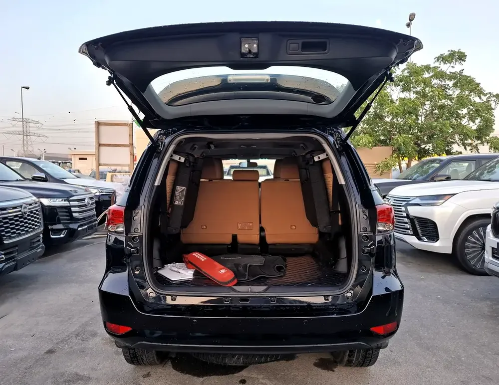 Toyota Fortuner EXR 2.7L 2020 Black Petrol (Export Only) - Image 5