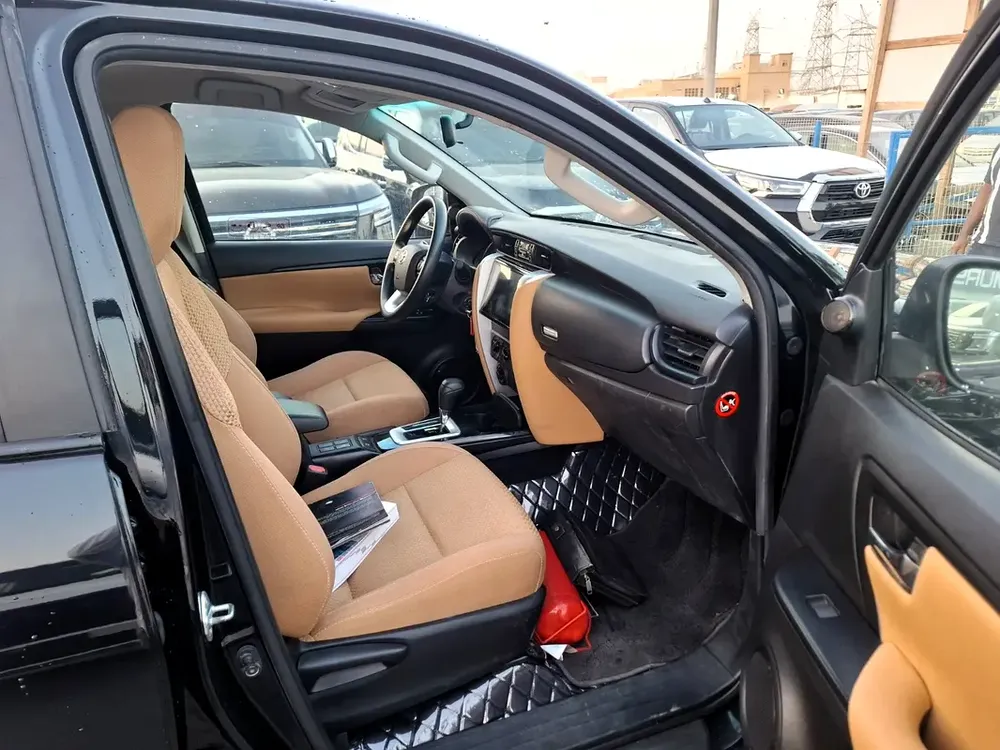 Toyota Fortuner EXR 2.7L 2020 Black Petrol (Export Only) - Image 6