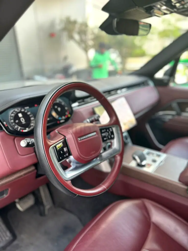 2023 Land Rover Range Rover SE P530 | V8 Twin Turbo - Image 5
