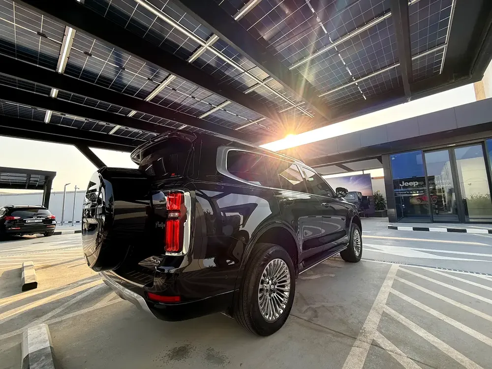 2024 Tank 500 V6 | Full Option | Luxury 7-Seater | Off-Road Beast - Image 4