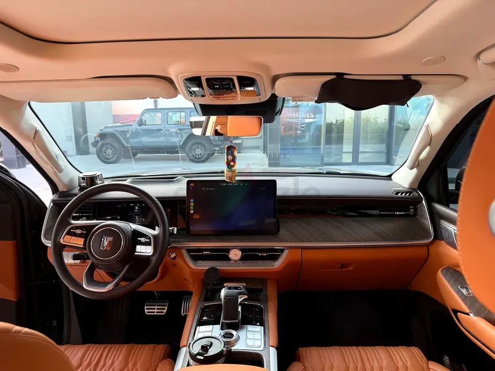 2024 Tank 500 V6 | Full Option | Luxury 7-Seater | Off-Road Beast - Image 7