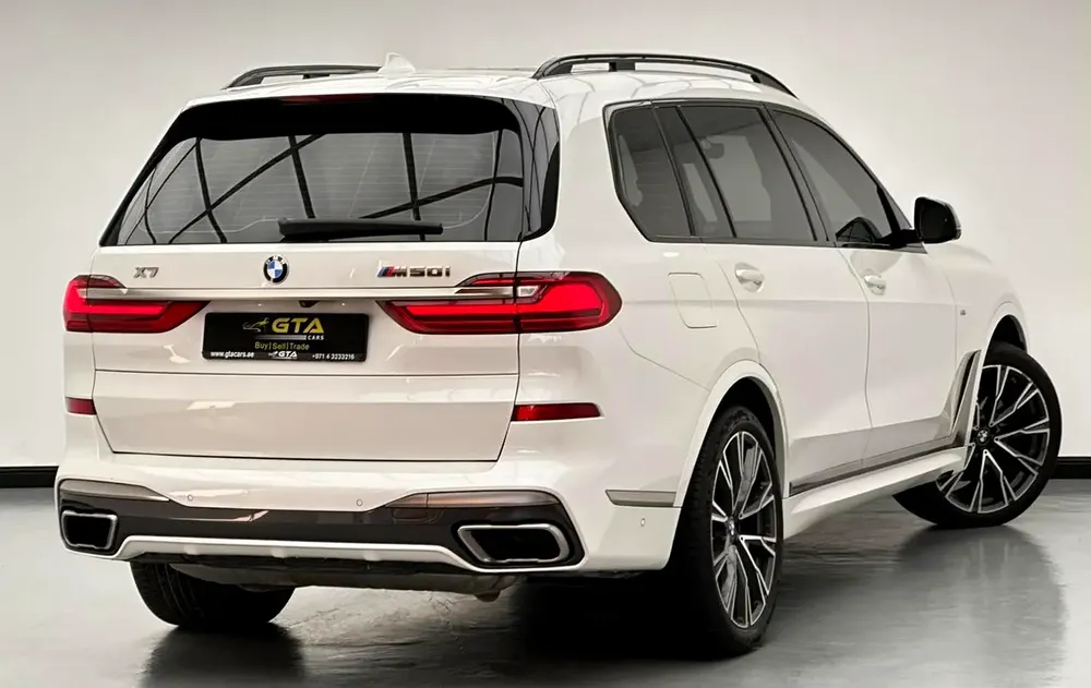 2022 BMW X7 M50i M-Sport, 05/2026 BMW Warranty + Service Contract, BMW Full Service History, GCC - Image 4