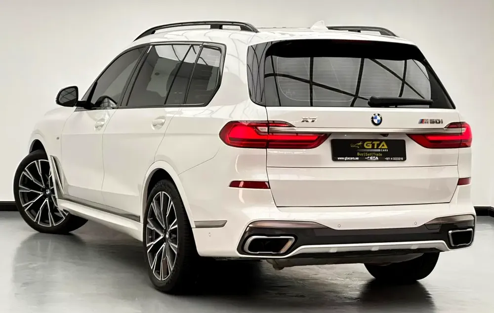 2022 BMW X7 M50i M-Sport, 05/2026 BMW Warranty + Service Contract, BMW Full Service History, GCC - Image 6