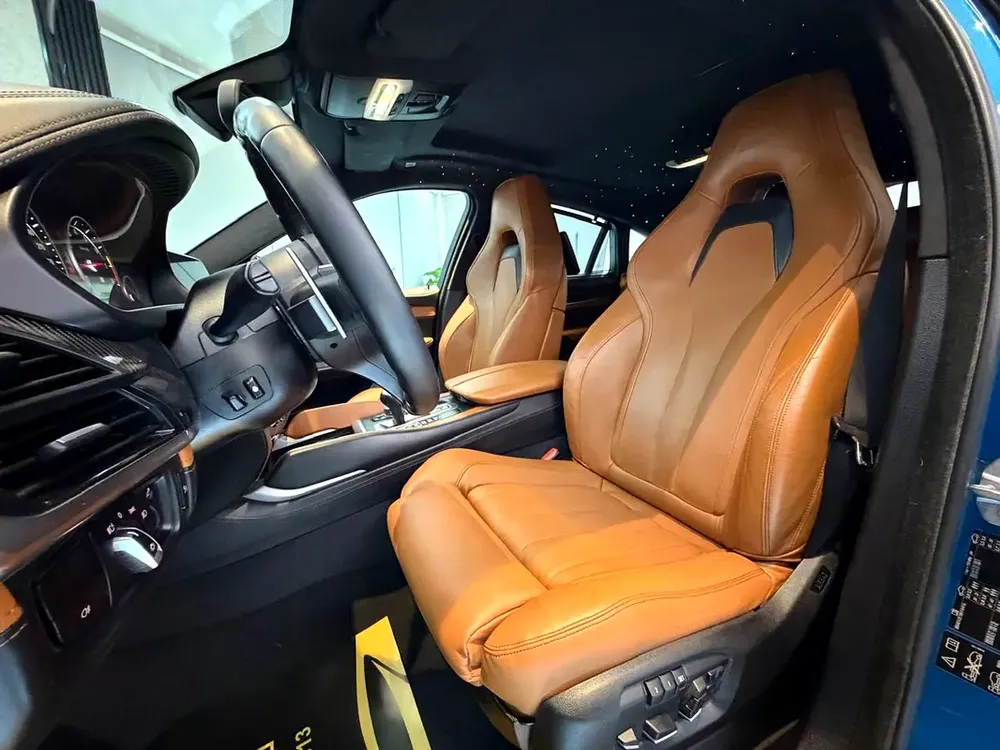 BEST BMW X6M V8 // RADAR // NIGHT VISION // STAR ROOF TOP RANGE // ACCIDENT FREE // GCC // LOW MILES - Image 16