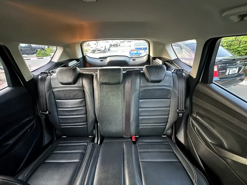 600/- AED EMI Ford Escape - Mid Option - 2019 - GCC Specs Well Maitained - Image 7