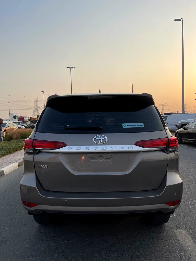 TOYOTA FORTUNER 2022 EXR 2.7 V4 GCC SPECS - Image 4