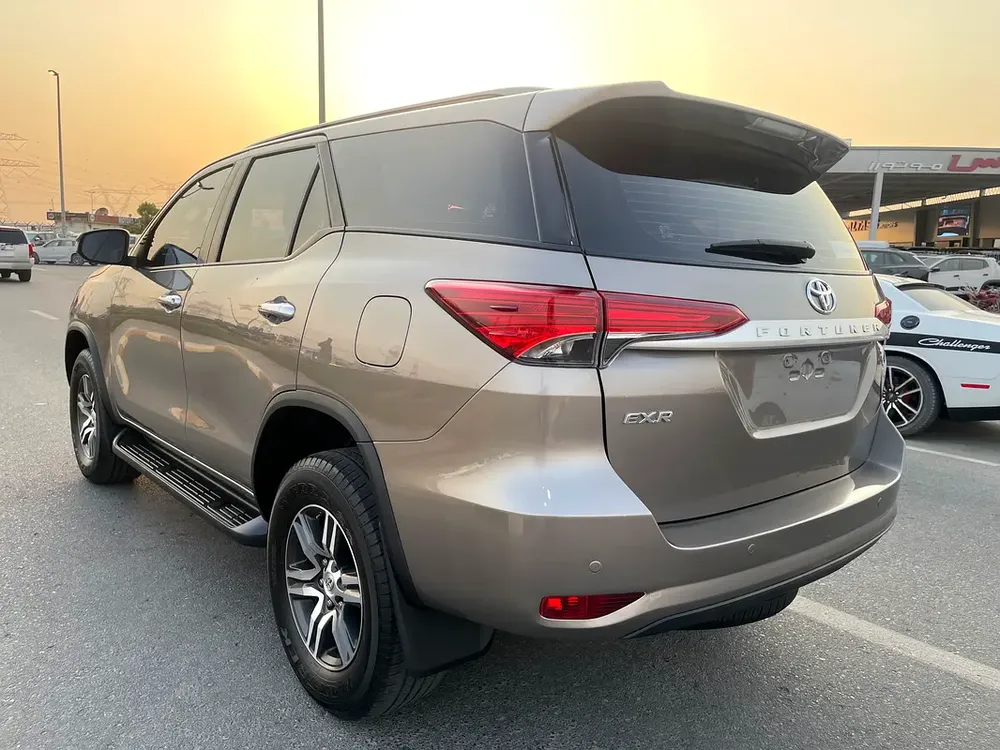 TOYOTA FORTUNER 2022 EXR 2.7 V4 GCC SPECS - Image 5
