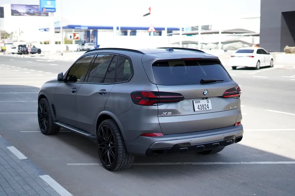 BMW X5 Clean title 2024 - Image 4