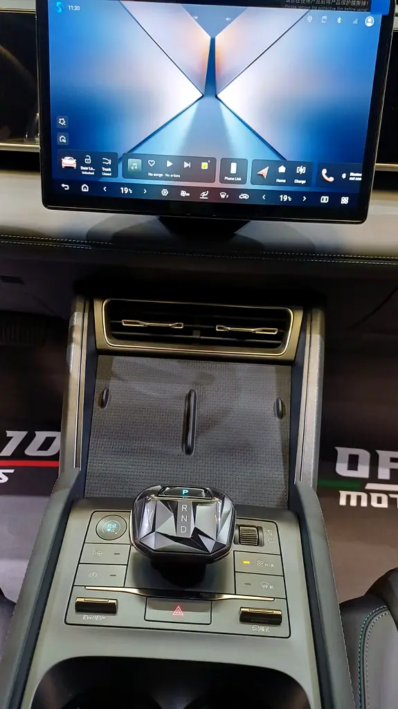 2025BYD Qin L  DM-i Hybrid - Brand New - - Image 12