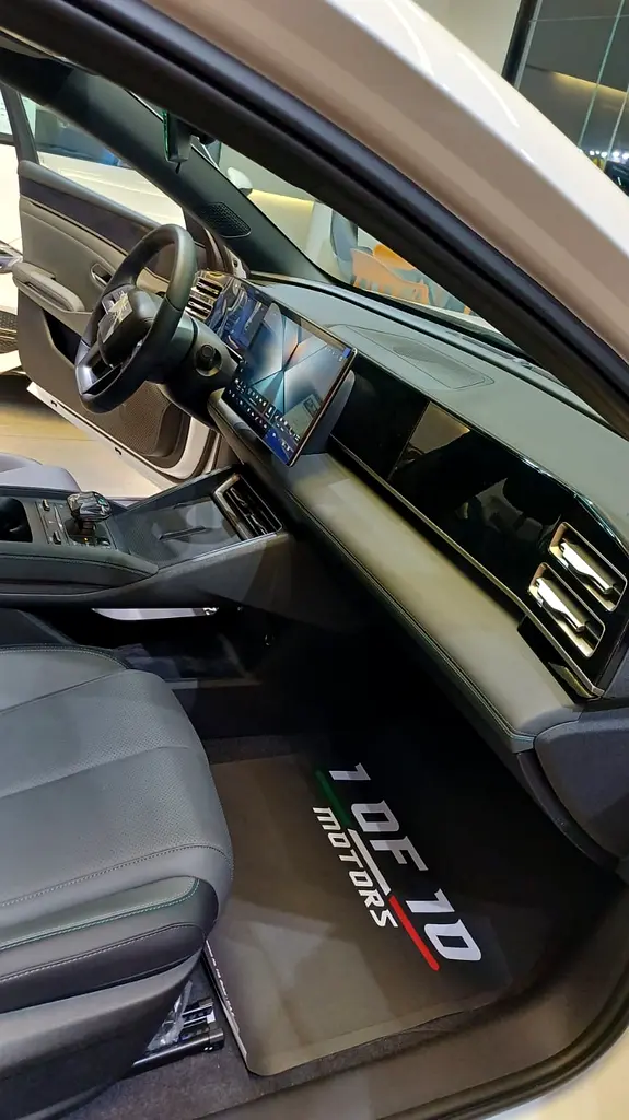 2025BYD Qin L  DM-i Hybrid - Brand New - - Image 9