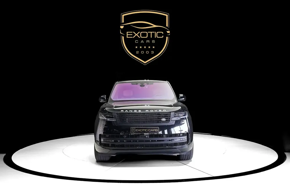 VOGUE AUTOBIOGRAPHY P530 V8 | WARRANTY JULY 2027 | LEG REST | REAR ENTERTAINMENT | SIDE STEPS - Image 5