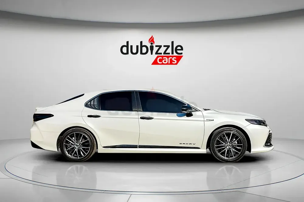 AED 1596/month | 2024 Toyota Camry GLE | GCC Specs | Ref#462511 - Image 4