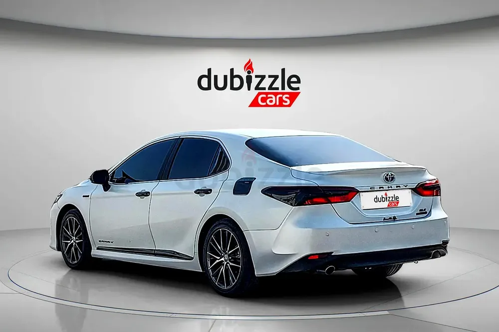 AED 1596/month | 2024 Toyota Camry GLE | GCC Specs | Ref#462511 - Image 8