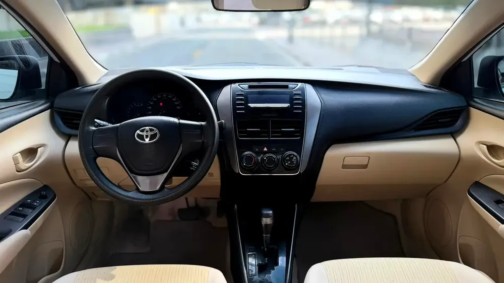 GCC Specs Toyota Yaris E 2021 - Excellent Condition - Image 8