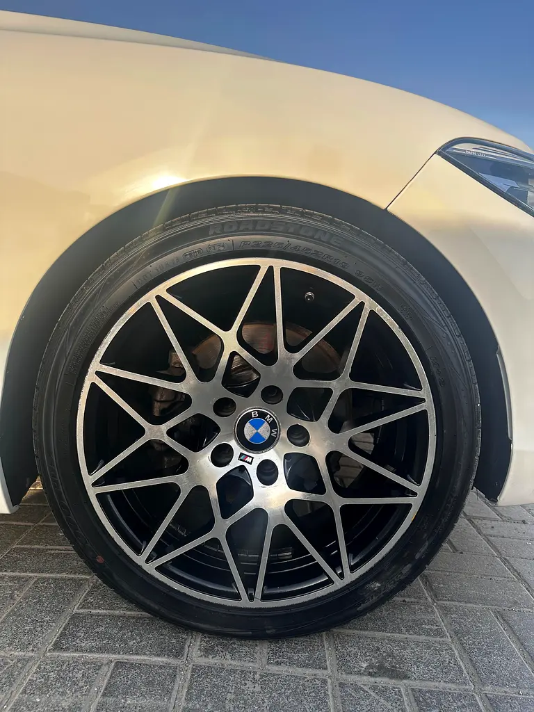 2018 BMW 2-Series 220i M Sport - GCC Specs - Image 15