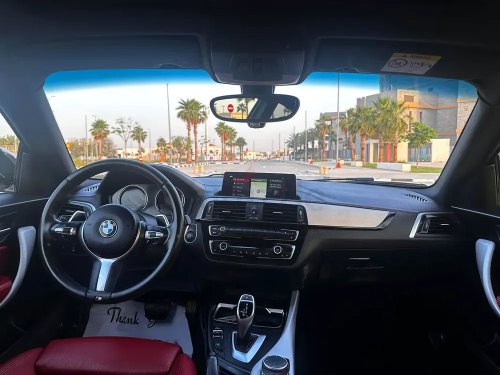 2018 BMW 2-Series 220i M Sport - GCC Specs - Image 9