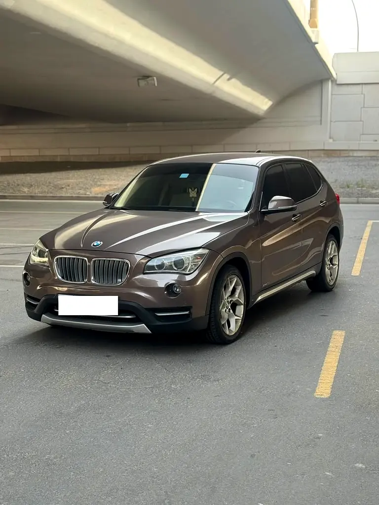 Low mileage 2014 BMW X1 2.0L 4 Cylinder