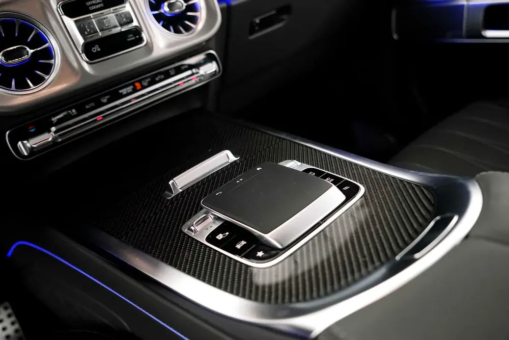 2026 MERCEDES G63 AMG / BURMESTER / BLACK RIMS / CARBON FIBRE / DEALER WARRANTY AND SERVICE CONTRACT - Image 10