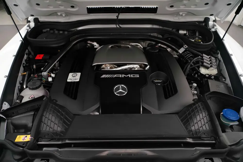 2026 MERCEDES G63 AMG / BURMESTER / BLACK RIMS / CARBON FIBRE / DEALER WARRANTY AND SERVICE CONTRACT - Image 16