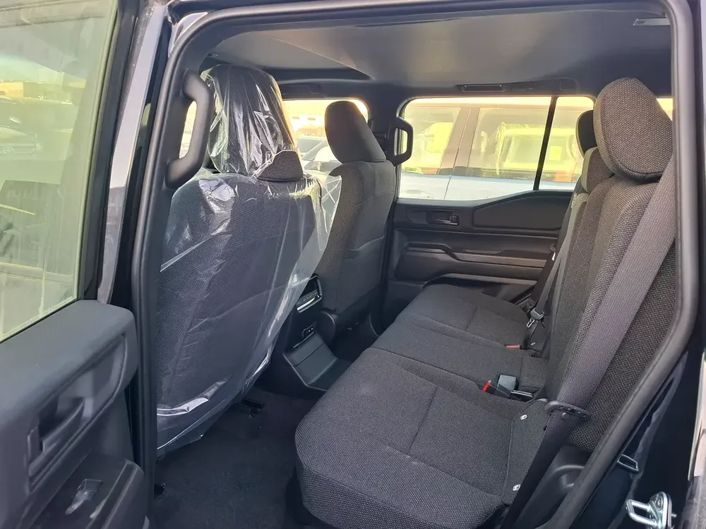 Toyota Prado 2.4L 2026 GCC Basic (Export Only) - Image 12