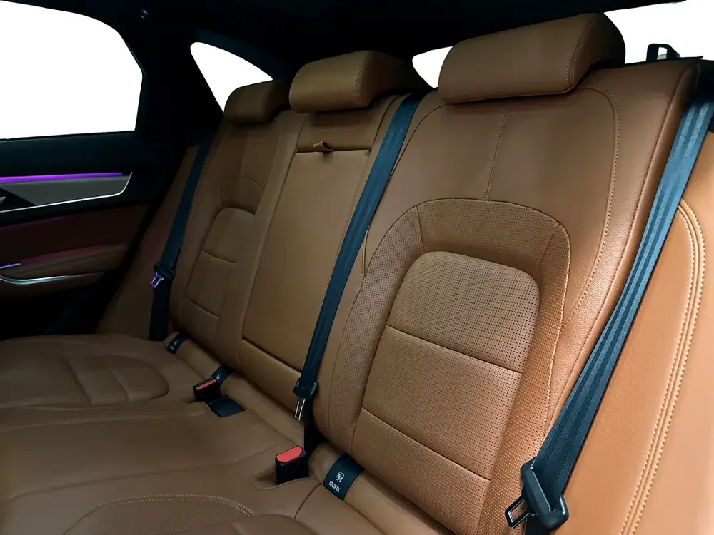 1,839/pm | R Dynamic SE Black Edition | Agency Warranty Until 2027 - Image 10