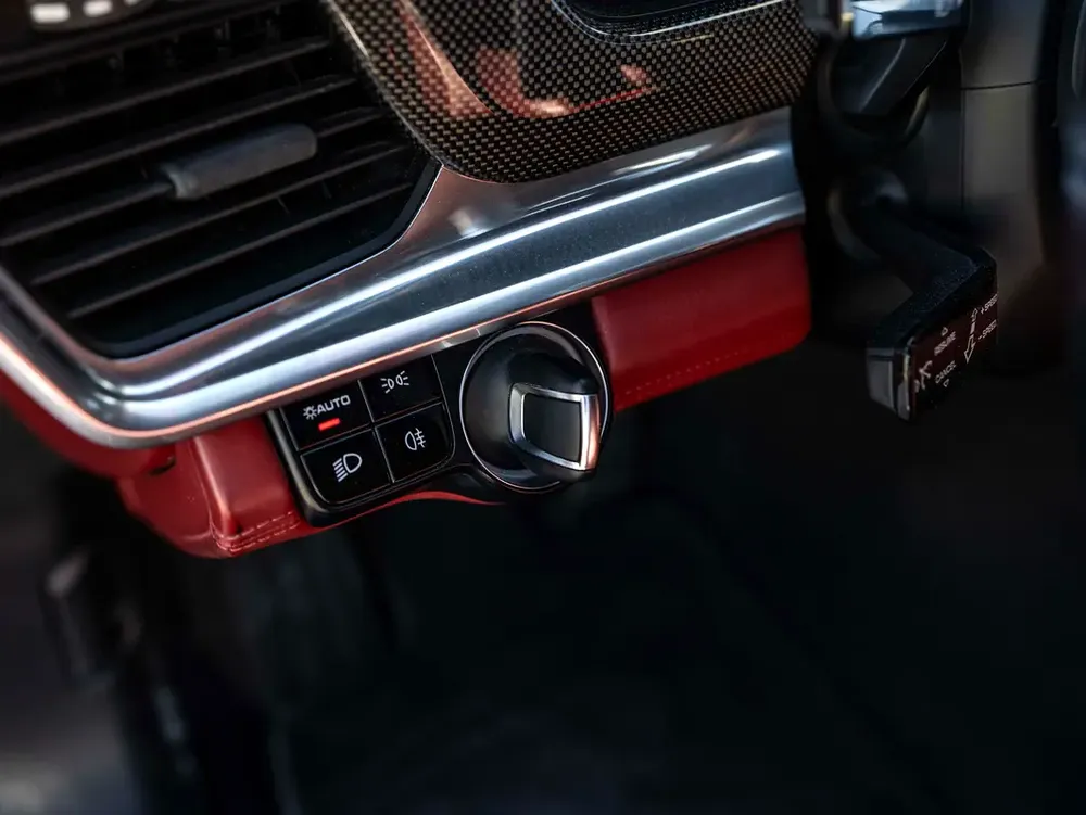0% DOWN PAYMENT | 🚀 JUNE EDITION | 4 E-HYBRID SPORT DESIGN | FULL AGENCY SERVICE HISTORY - Image 13