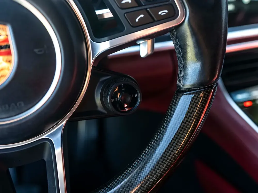 0% DOWN PAYMENT | 🚀 JUNE EDITION | 4 E-HYBRID SPORT DESIGN | FULL AGENCY SERVICE HISTORY - Image 16