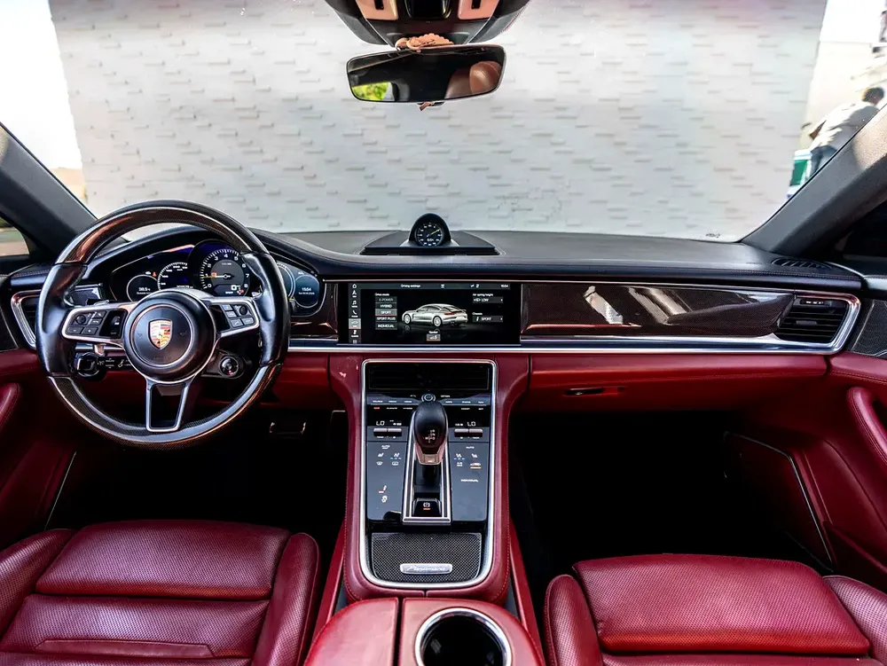 0% DOWN PAYMENT | 🚀 JUNE EDITION | 4 E-HYBRID SPORT DESIGN | FULL AGENCY SERVICE HISTORY - Image 18